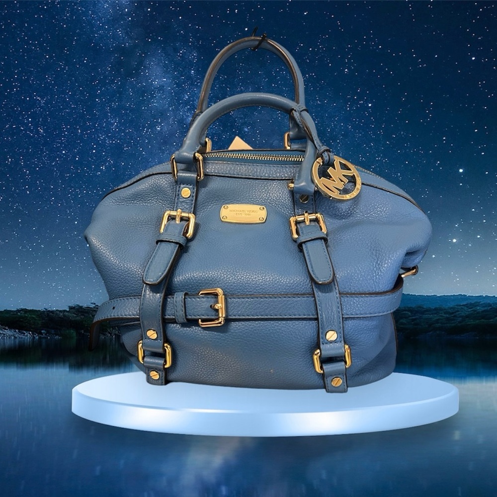SOLD OUTSIDE POSH 
Trendy by Michael Kors handbag